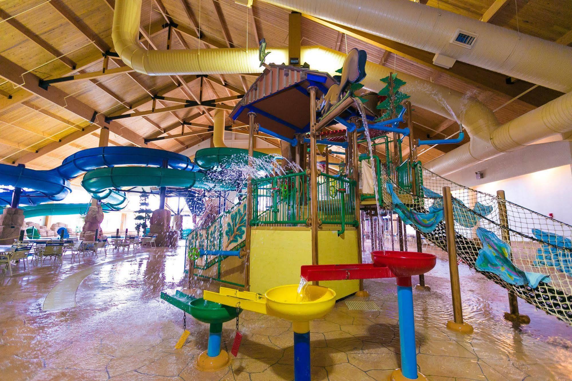 Tundra Lodge Resort - Waterpark & Conference Center Грин Бэй Экстерьер фото