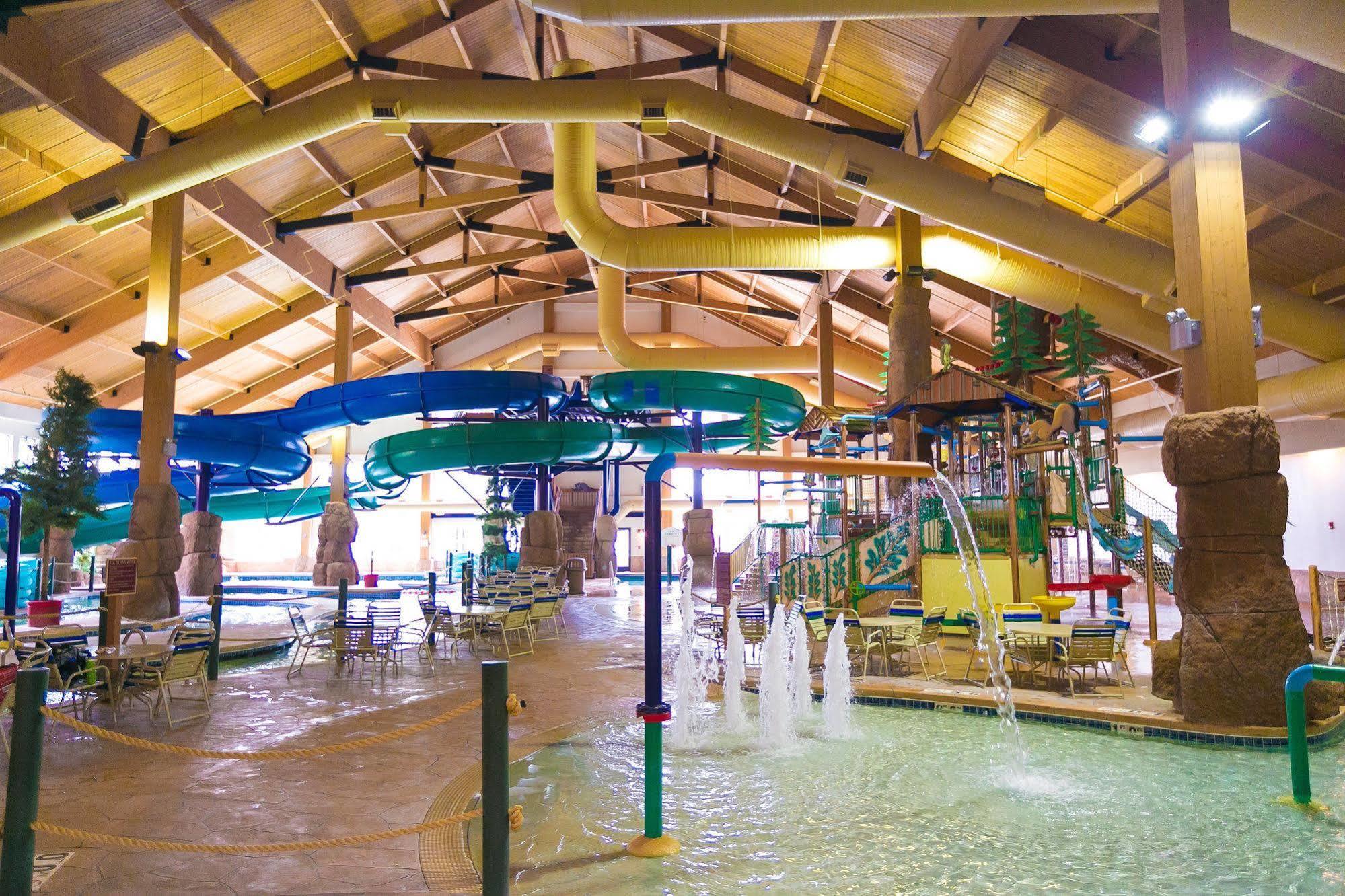 Tundra Lodge Resort - Waterpark & Conference Center Грин Бэй Экстерьер фото
