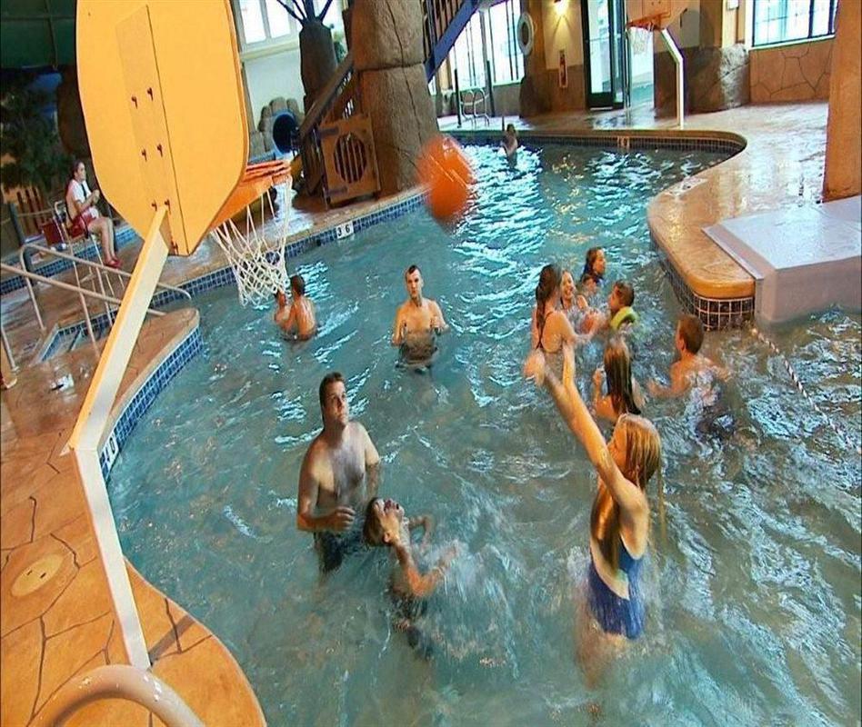 Tundra Lodge Resort - Waterpark & Conference Center Грин Бэй Экстерьер фото